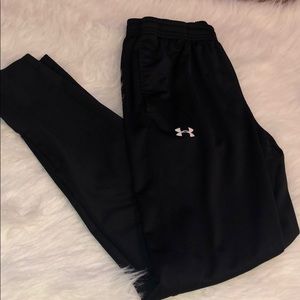 Black under armour joggers